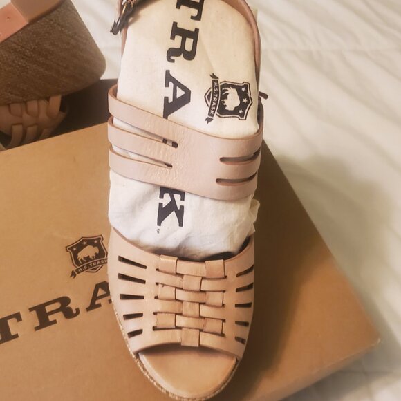 Anthropologie Trask Willow Bone Wedge Sandals - Picture 4 of 4